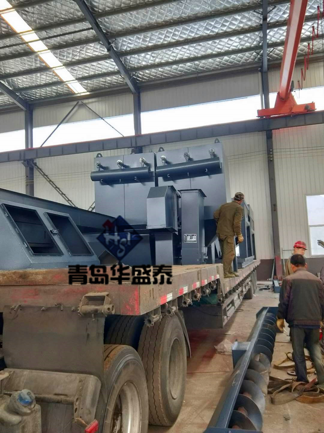 發往內蒙呼和浩特6930拋丸機發貨現場圖