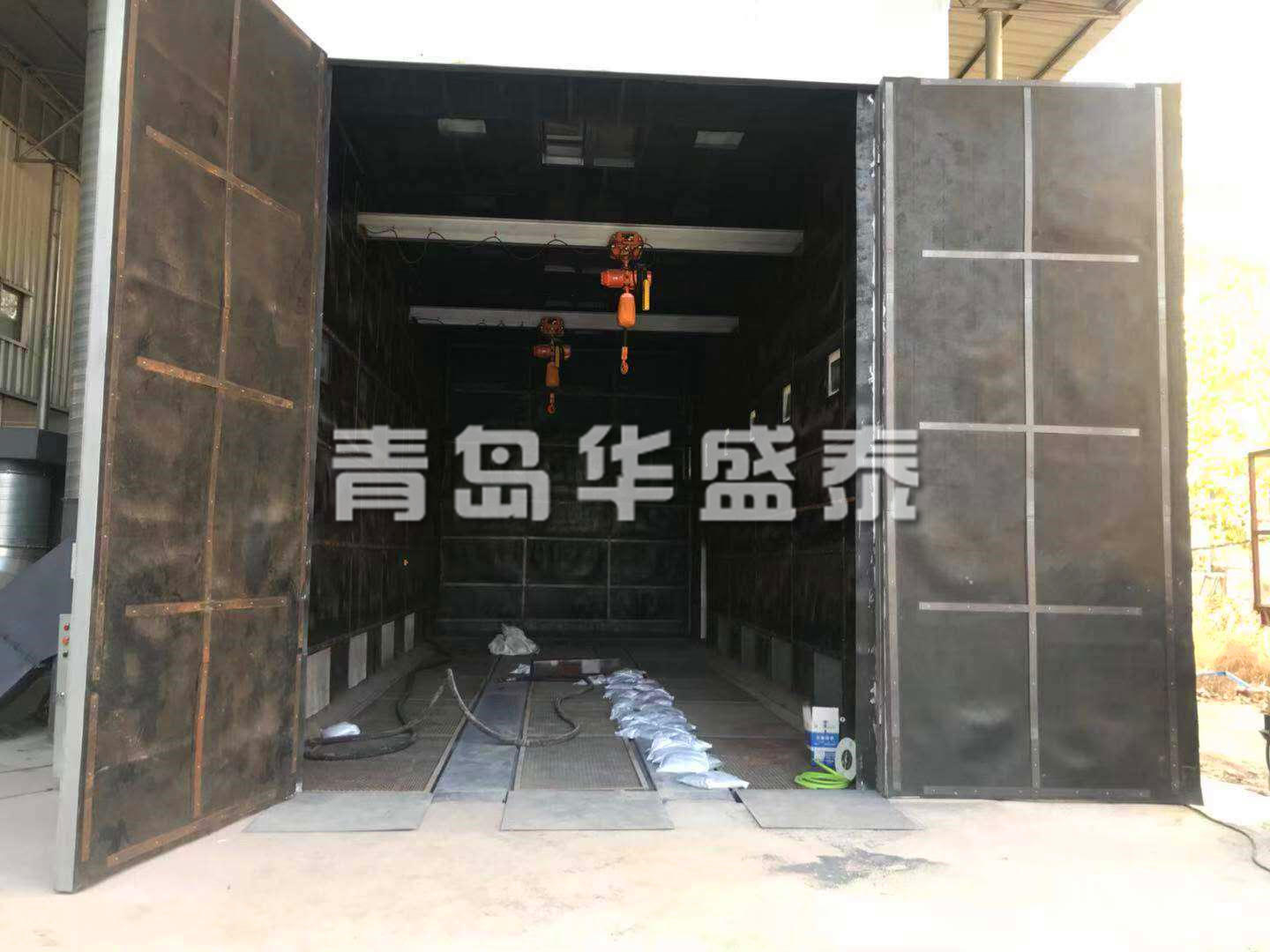 環保節能噴砂房