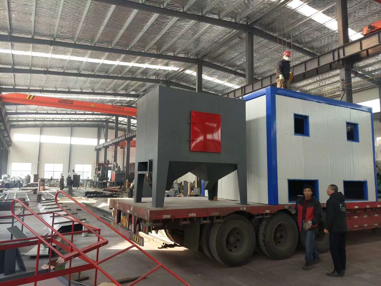 自動回收噴砂房發往寧夏