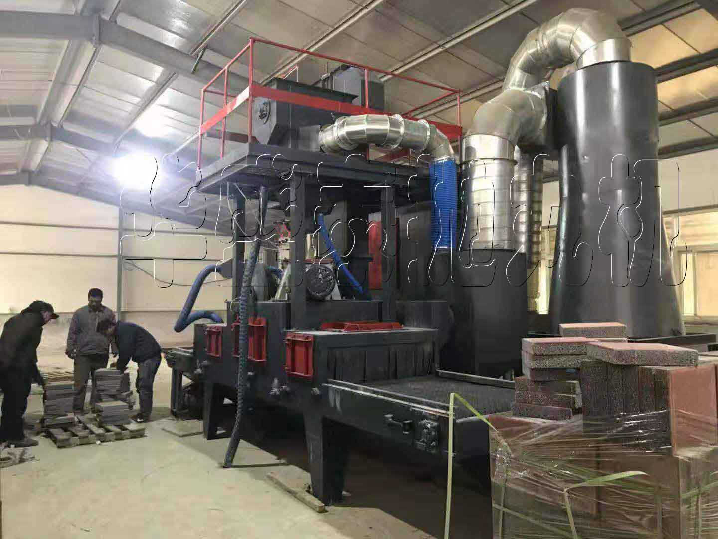 hst履帶通過式拋丸機的優勢有哪些？